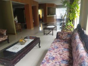 Gallery image of OYO 92089 Hotel Subur in Belopa