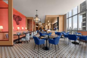 Restaurace v ubytování The Westin Manila