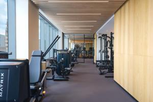 Fitness centrum a/nebo fitness zařízení v ubytování Renaissance New York Flushing Hotel at Tangram