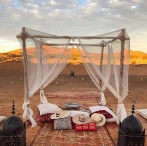 Příroda nedaleko luxury tent