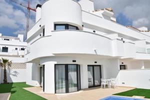 Το κτήριο όπου στεγάζεται  η παραθεριστική κατοικία