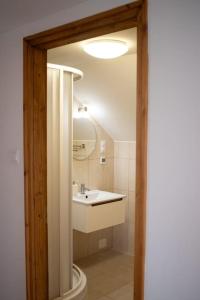 Koupelna v ubytování Rózsa Vendégház