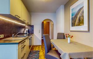 Kuchyň nebo kuchyňský kout v ubytování Attraktive Ferienwohnung