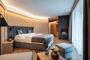 Postel nebo postele na pokoji v ubytování Hotel Antines