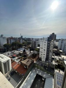 Nespecifikovaný výhled na destinaci Montevideo nebo výhled na město při pohledu z apartmánu