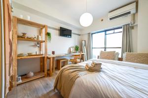 New! Japandi 4 1BR in Prime Location-1 min to STN客房内的一张或多张床位