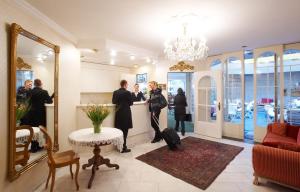 Hosté ubytování Hotel Mozart + 37 fotografií
