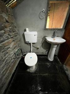 Koupelna v ubytování Zevibes Cafe & Homestay + 69 fotografií