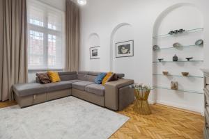 Χώρος καθιστικού στο ROYAL Experience at Stern Palace