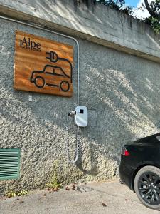 Imagem da galeria de THE ALPINE STUDIO proche du lac Frience, chiens admis, parking privé em Gryon