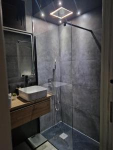 Phòng tắm tại Bungalow Eden Green Oasis +28 ảnh