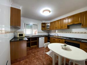 Η κουζίνα ή μικρή κουζίνα στο Guesthouse in Torrent