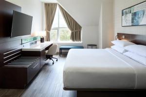 Voodi või voodid majutusasutuse Delta Hotels by Marriott Fredericton toas