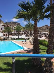 Piscina di MOGAN PEARL - POOL - DOUBLE TERRACE - OCEAN VIEW - BEACH - WIFI - WONDERFUL Complex - FREE DIGITAL TRAVEL GUIDE o nelle vicinanze