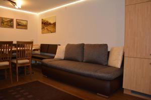 Posedenie v ubytovaní Ferienwohnung Dolomitenheim