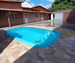 Sundlaugin á CASAS com PISCINA SENSACIONAIS NO CENTRO - Residencial Tchê eða í nágrenninu
