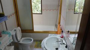 Koupelna v ubytování Cuarto Privado Doble en Toledo