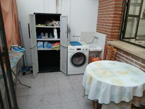 Fotografie z fotogalerie ubytování Cuarto Privado Doble en Toledo v destinaci Toledo