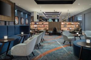 Posezení v ubytování Glasgow Marriott Hotel