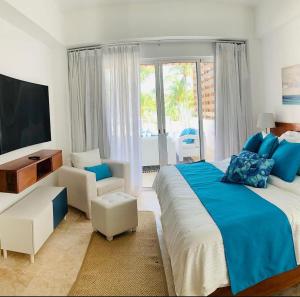 Postel nebo postele na pokoji v ubytování Luxury Penthouse Coson bay + 20 fotografií