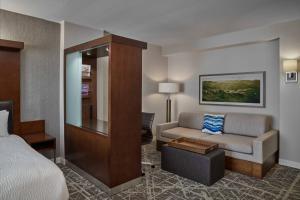 Postel nebo postele na pokoji v ubytování SpringHill Suites by Marriott Denver Downtown