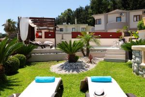 Κήπος έξω από το Amarilia House +20 φωτογραφίες