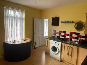 Afbeelding uit fotogalerij van Hope St Apartment in Mexborough