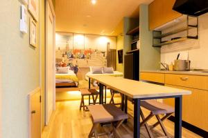 Η κουζίνα ή μικρή κουζίνα στο unito 青砥