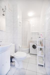 Koupelna v ubytování Super Central Chmielna str Apt Super view