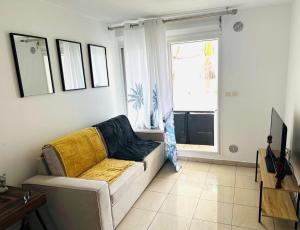 Posezení v ubytování Appartement T3 au Moufia, Saint-Denis