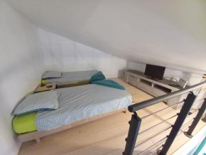 Postel nebo postele na pokoji v ubytování Le gîte du mas avec piscine