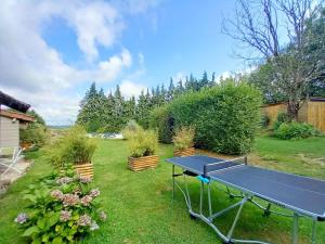 Zahrada ubytování Le gîte du mas avec piscine