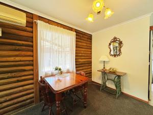 Fotografie z fotogalerie ubytování Halls Gap Log Cabins v destinaci Halls Gap