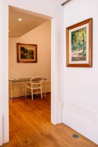 Foto da galeria de EMAJ Boutique Hotel em Guimarães