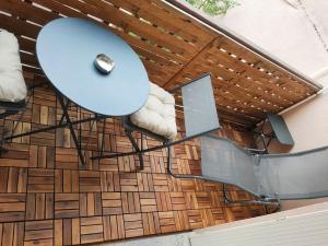 Χώρος καθιστικού στο Agréable studio avec balcon et parking +6 φωτογραφίες