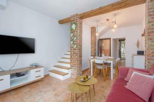 Televízia a/alebo spoločenská miestnosť v ubytovaní Apartment in Porec - Istrien 9914