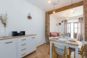 Kuchyňa alebo kuchynka v ubytovaní Apartment in Porec - Istrien 9914 + 10 fotografií