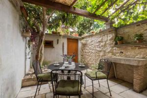 Patio alebo iná vonkajšia časť ubytovania Apartment in Porec - Istrien 9914