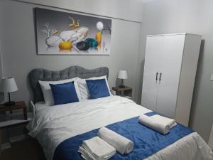 Postel nebo postele na pokoji v ubytování Otel şahmaran