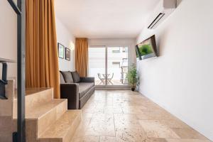Fotografie z fotogalerie ubytování DESACTIVADO Atico Duplex con Barbacoa y Terraza en Barri Port Maritim v destinaci Tarragona