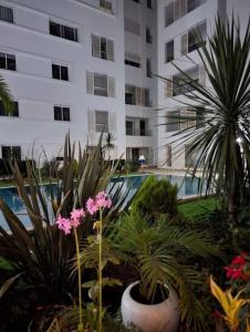 Bassein majutusasutuses Beautiful and Stylish 2BR Appartment with a wide Beach View või selle lähedal