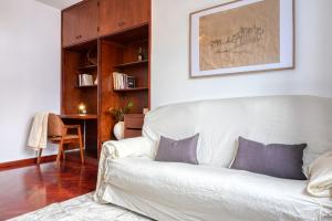 Posezení v ubytování Clarisse's House I, a Home in Madeira