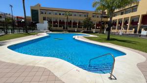 Bazén v ubytovaní Sanlúcar Bajo de Guía PG Apartamentos alebo v jeho blízkosti