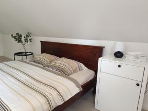 Letto o letti in una camera di Kuća za odmor Kekec Fruška gora