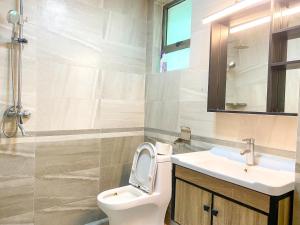 Koupelna v ubytování Vesta G06 2Br + 5 fotografií