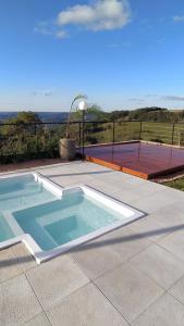 Bassein majutusasutuses Casa 2 suítes, ofurô, piscina no Vale dos Vinhedos või selle lähedal