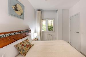 Posteľ alebo postele v izbe v ubytovaní Fancy 2BR in Golden Mile close to the beach