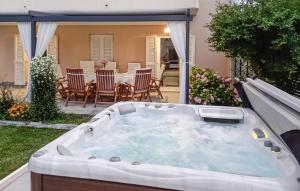 Φωτογραφία από το άλμπουμ του Pet Friendly Home In Karakasica σε Karakašica
