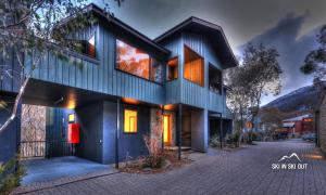 Hoone, kus Palkmajake asub