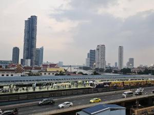 曼谷景观或在旅舍看到的城市景观